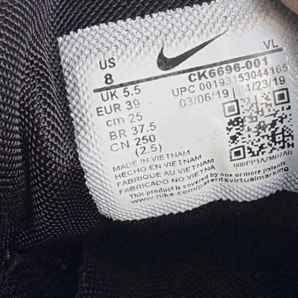 Nike Swift Women’s Running Shoes Size 8 Black Pink Athletic Sneakers Comfort - Picture 3 of 8